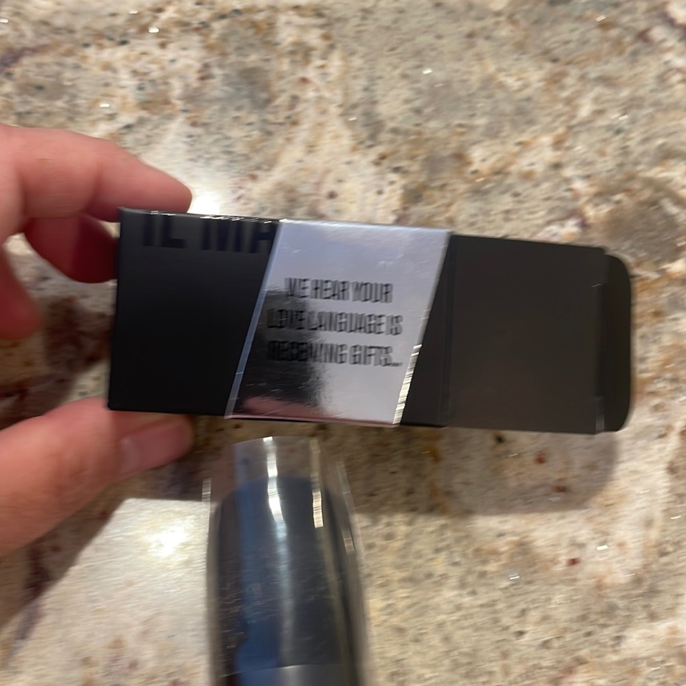 IL MAKIAGE min blush brush